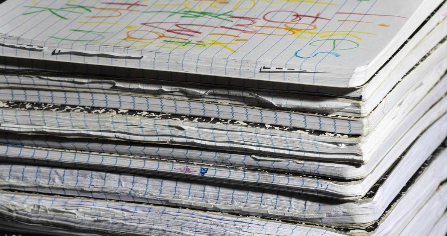 Reaproveitar é Ensinar:  Materiais Escolares Antigos